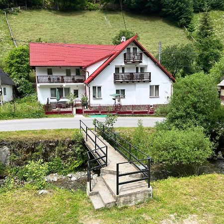 Casuta De Langa Padure Hotel Felsőmoécs Kültér fotó