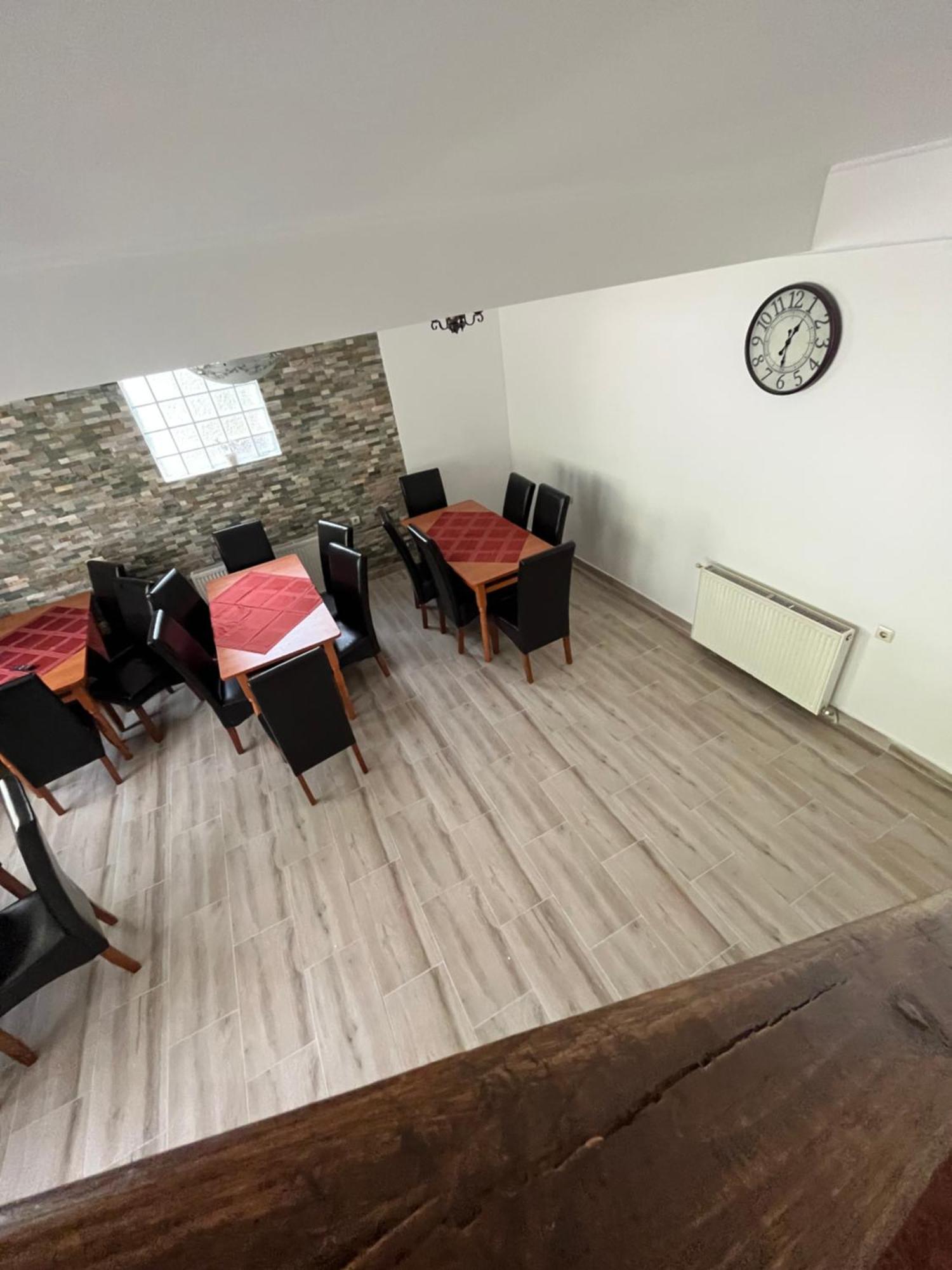 Casuta De Langa Padure Hotel Felsőmoécs Kültér fotó