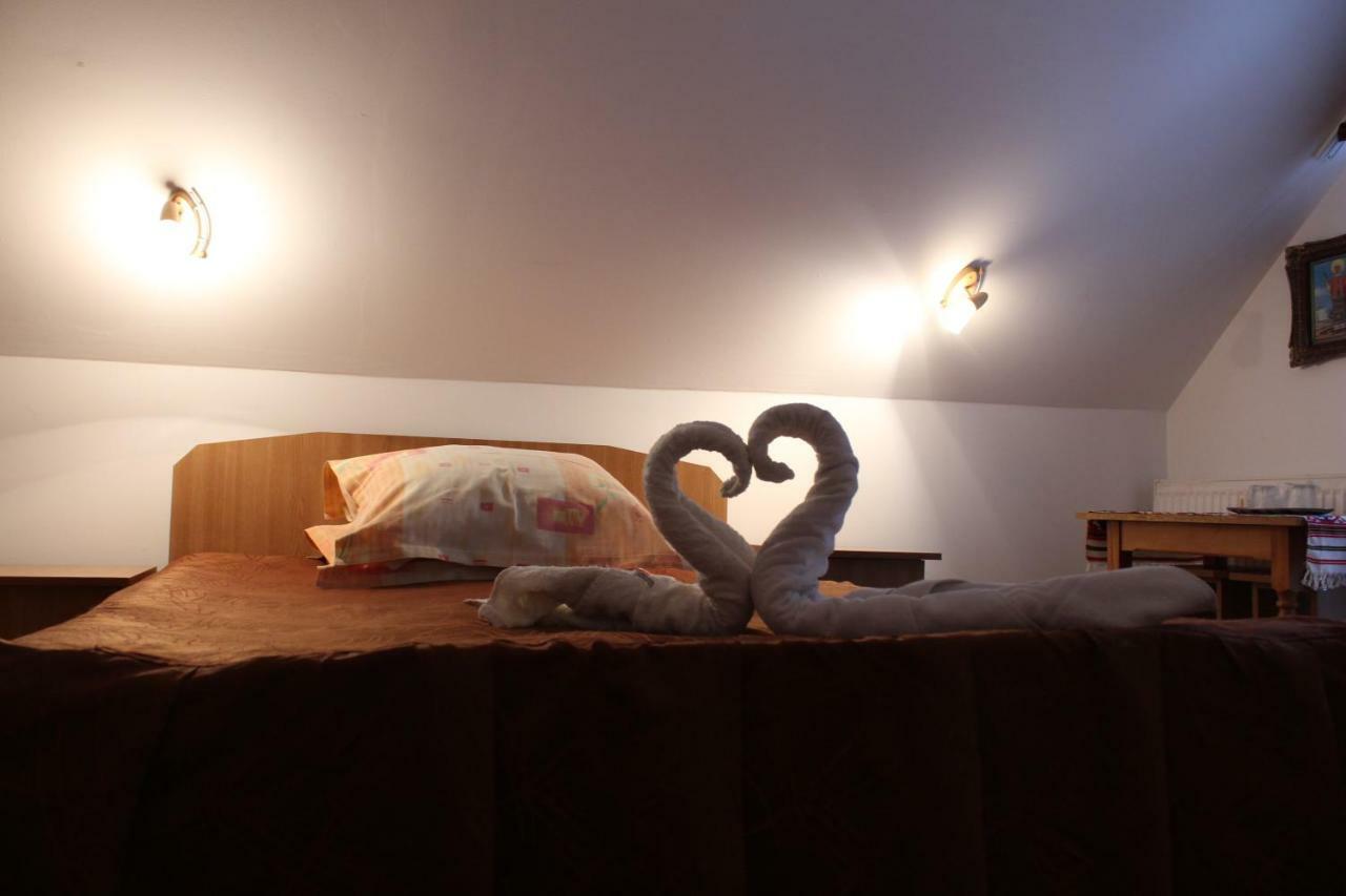 Casuta De Langa Padure Hotel Felsőmoécs Kültér fotó