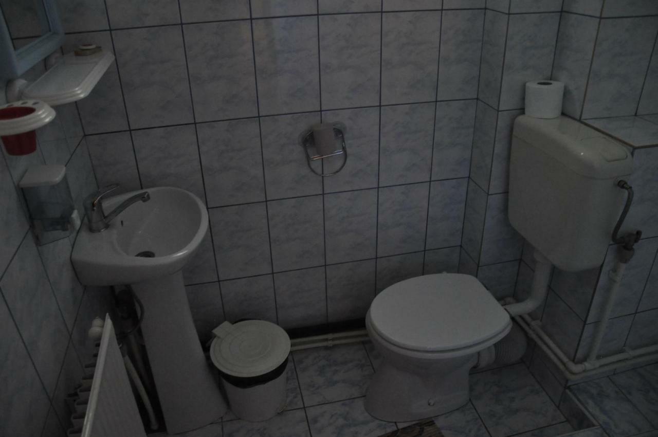 Casuta De Langa Padure Hotel Felsőmoécs Kültér fotó