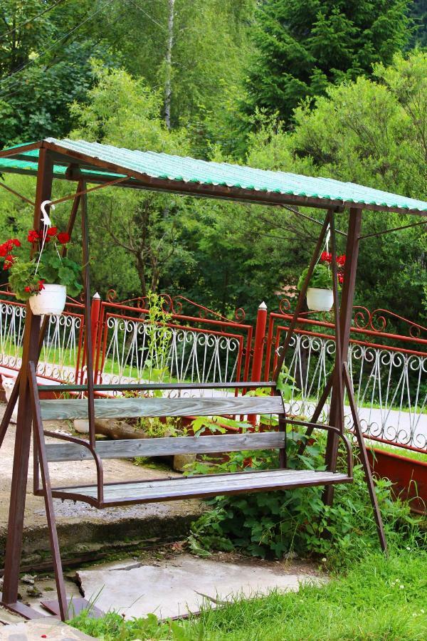 Casuta De Langa Padure Hotel Felsőmoécs Kültér fotó