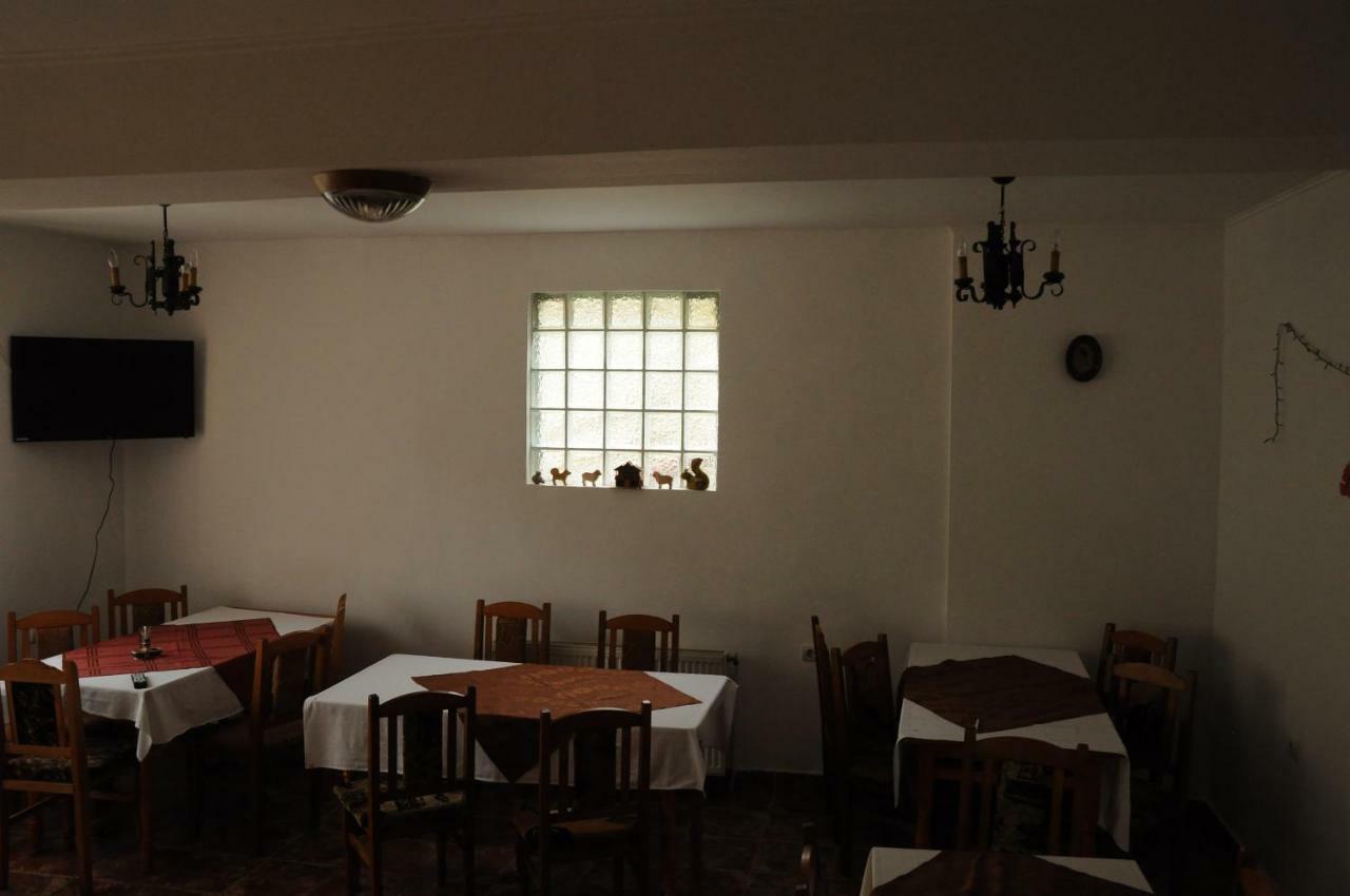 Casuta De Langa Padure Hotel Felsőmoécs Kültér fotó